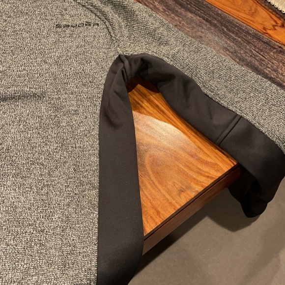 Spyder Sweater Charcoal &Black size L & L/S - Picture 6 of 11